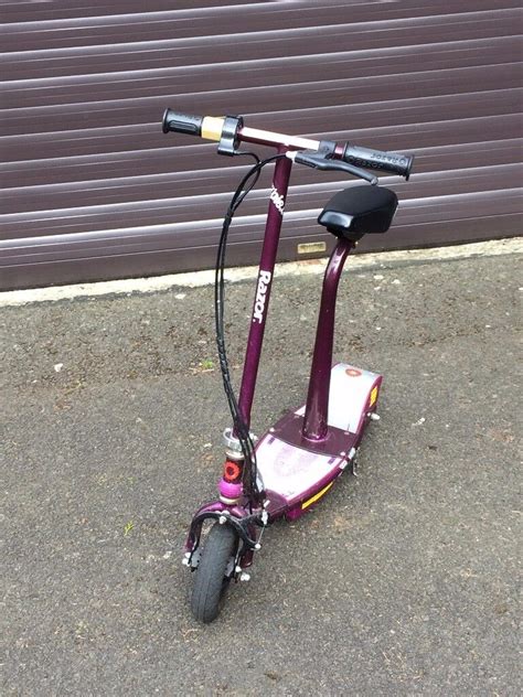 Razor E100s Seated Electric Scooter Purple Christmas Bargain In