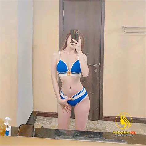 Bạch Huyền Trang mẫu ảnh sexy bikini gợi cảm quyến rũ Ảnh gái xinh