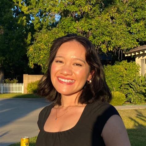 Michelle Bui Leadership Academy Fellow Girls Who Code Linkedin