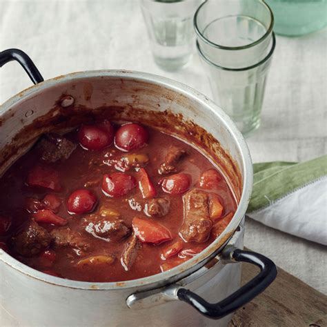 Rindsragout Mit Rotweinsauce Migusto