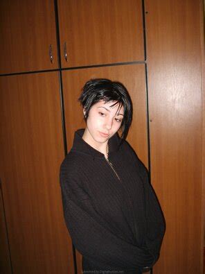 Damn That Body Porn Pic