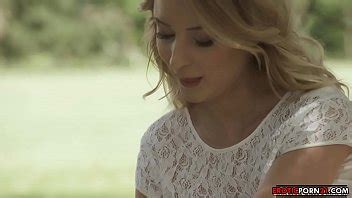 Blonde Teen With Natural Tits Gets Sex Outdoor XNXX