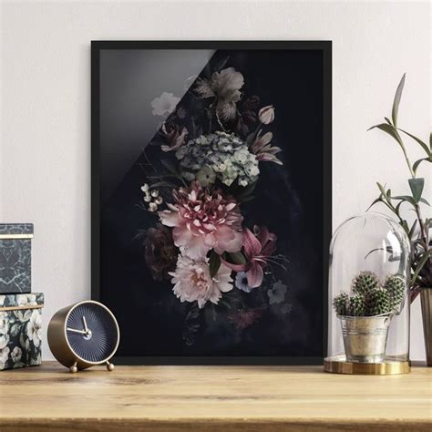 Blumen Mit Nebel Auf Schwarz Bild Mit Rahmen Im Hochformat Bilderwelten