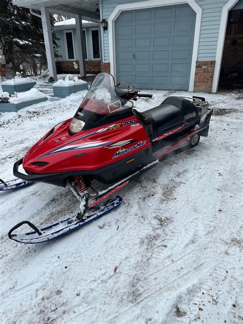 Yamaha Mountain Max 700 Triple Snowmobiles Strathcona County Kijiji