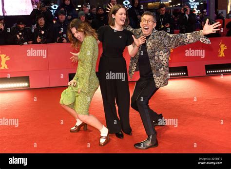 Michelle Tzontchev Genevieve Dulude De Celles Und Galin Stoev Bei Der