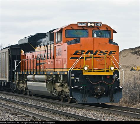 BNSF 9375