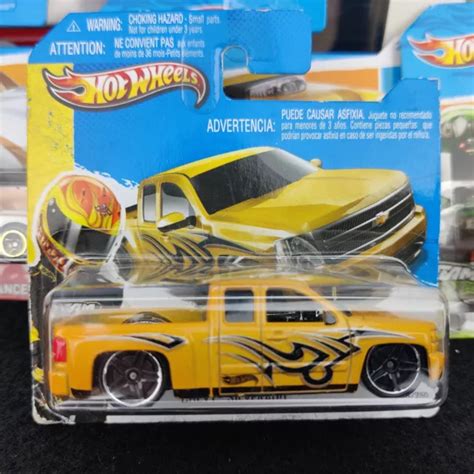 VOITURE HOT WHEELS Chevy Silverado Hw Showroom X Short EUR PicClick FR