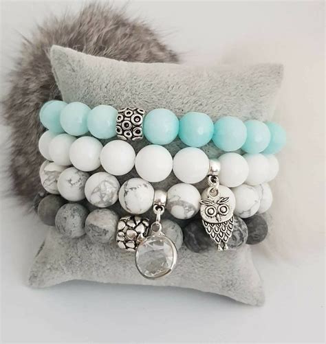 Pin By Lorena On Bisuter A Beaded Jewelry Girly Bracelets Bracelets