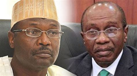 INEC Chair Meets Emefiele Over New Naira Policy