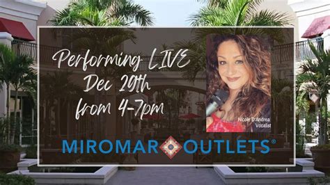 Nicole DAndrea Performing LIVE @ Miromar Outlets, Miromar Outlets, Estero, December 29 2022 ...