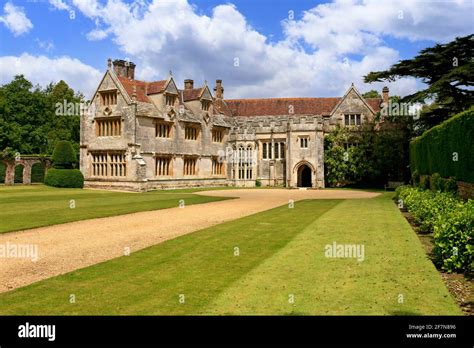 Athelhampton House Hi Res Stock Photography And Images Alamy