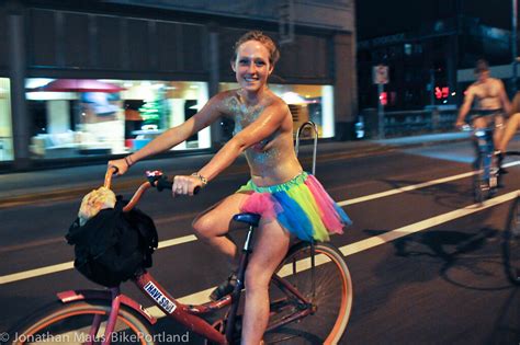 2024 Portland Naked Bike Ride Linda Paulita