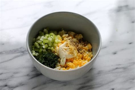 egg salad with celery and dill - Hey Nutrition Lady