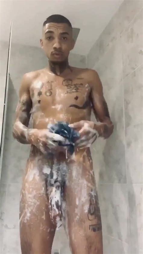 Sexy Dude With A Big Dick Naked In The Shower ThisVid