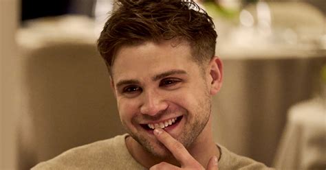 Provocative Wave For Men Gay Sex Scene In The White Lotus Season