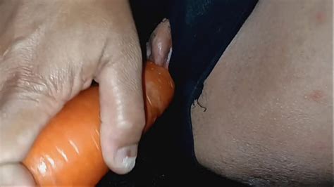 Carrot In Pussy Videos Xvideos