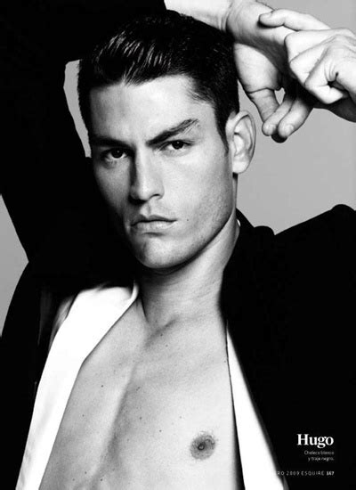 Top Ng I M U Nam Hot Nh T Th Gi I