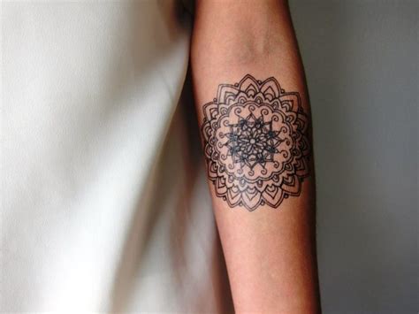 20 Small Mandala Tattoos Designs And Ideas – Yo Tattoo