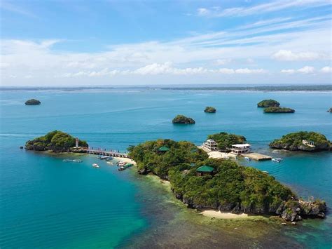 paradise    beaches  pangasinan tara lets