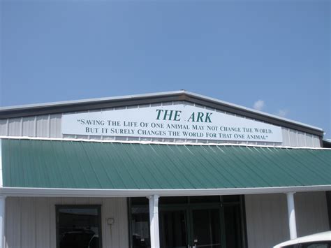 eagle animal hospital and pet resort 2