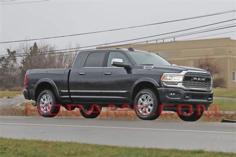 16 Dodge Ram 1500