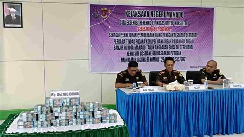 Kejari Manado Setorkan Rp 847 000 000 Ke Kas Negara Dari Perkara