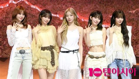 LE SSERAFIM Comeback With Th Mini Album HOT