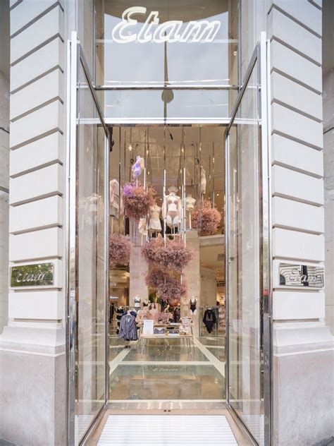 MVRDV Completes Revealing Yet Intimate Design For Lingerie Store In Paris