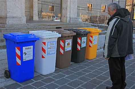 Raccolta Differenziata A Baronissi Salerno Arriva All 80 Per Cento