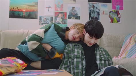 Is Kim Taehyung Gay What S The Truth Scuffed Entertainment