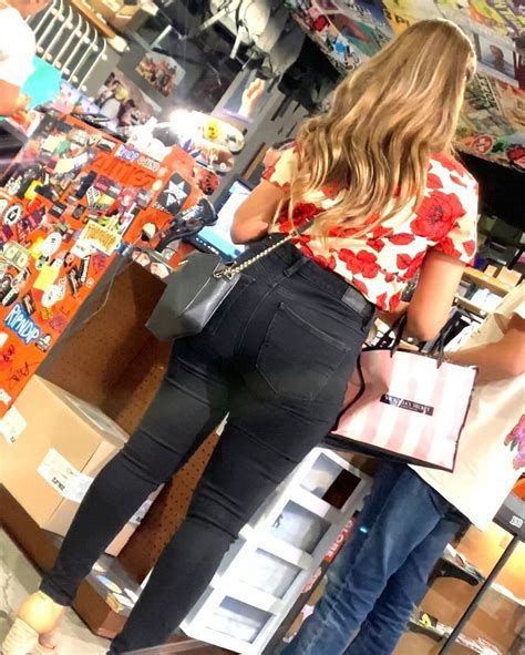 Hot Ass Milf In Black Jeans Gives Me A Big Smile Tight Jeans Forum