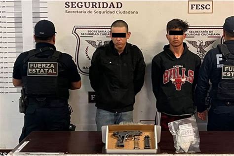 Capturan A Dos Hombres Con Arma Y Vehículo Con Reporte De Robo En Tijuana Noticias De Tijuana