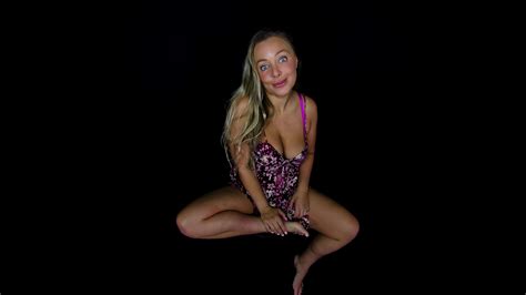 Darkroom Joi Beth Bennett Vr Porn Video Vrporn