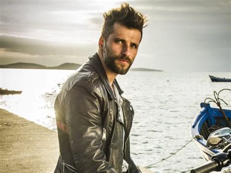 Gagliasso relembra personagens e revela cena de beijo gay cortada em América Portal Leo Dias