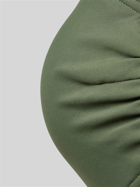 LASCANA Bikini Oberteil mit Bügel Modell Simple oliv online kaufen