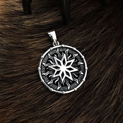 Алатырь ( 3 см ) - Логово Волка – интернет магазин амулетов и талисманов