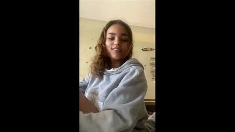 Couple Horny On Periscope