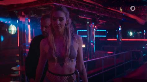 Nude Video Celebs Kim Riedle Sexy Tatort Das Opfer