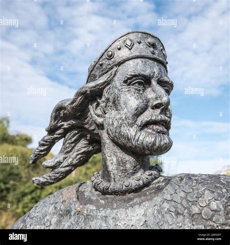 Brian Boru Broken Sword Hi Res Stock Photography And Images Alamy