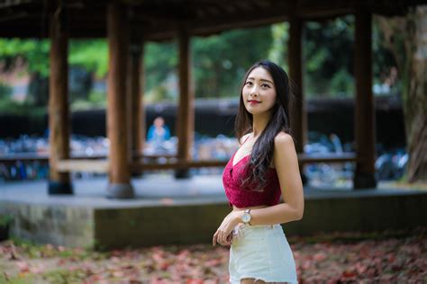 K Asian Bokeh Hands Shorts Cute Brunette Girl HD Wallpaper Rare Gallery