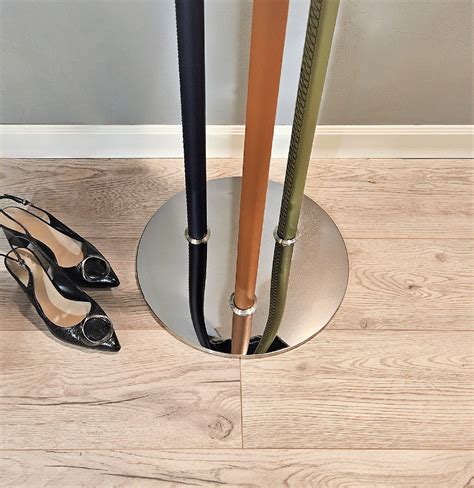 Вешалка напольная дизайнерская Frost – купить по выгодной цене 67 000 ...