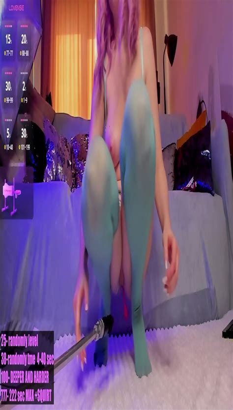 Sonya Big Dildo Master