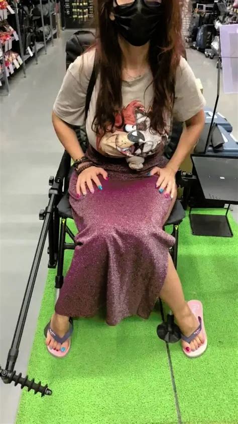 Pussy Flashing In Eisle Oc Scrolller