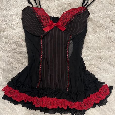 BEAUTIFULLLLL BLACK AND RED LACE LINGERIE TOP Depop