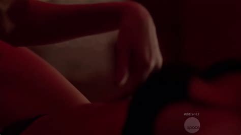 Naked Dayle Mcleod In Bitten