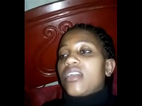 chatte kenyane serrée XVIDEOS