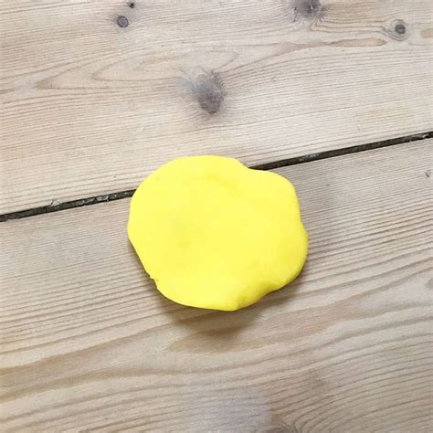 pate  modeler  beeswax  soft hands