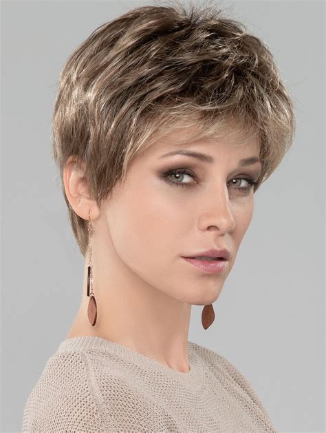Blonde Pixie Lisse Conçu Extra Courte Perruques Monofilament