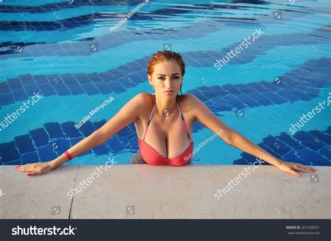 Sexy Model Wearing Bikini Pool Stock Photo 421438921 Shutterstock