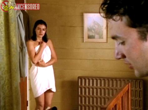 Naked Esther Zimmering In Der Liebe Entgegen